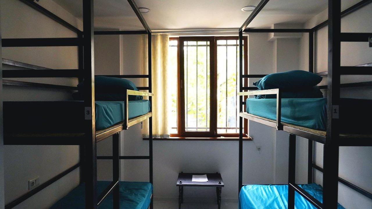 Areva Hostel On Pushkin St. エレバン エクステリア 写真