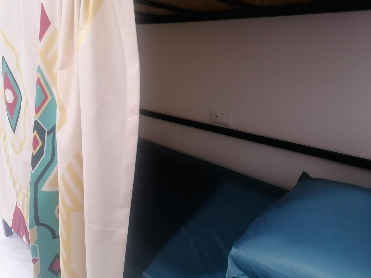 Areva Hostel On Pushkin St. エレバン エクステリア 写真