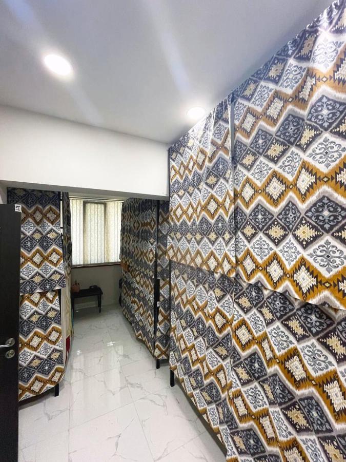 Areva Hostel On Pushkin St. エレバン エクステリア 写真
