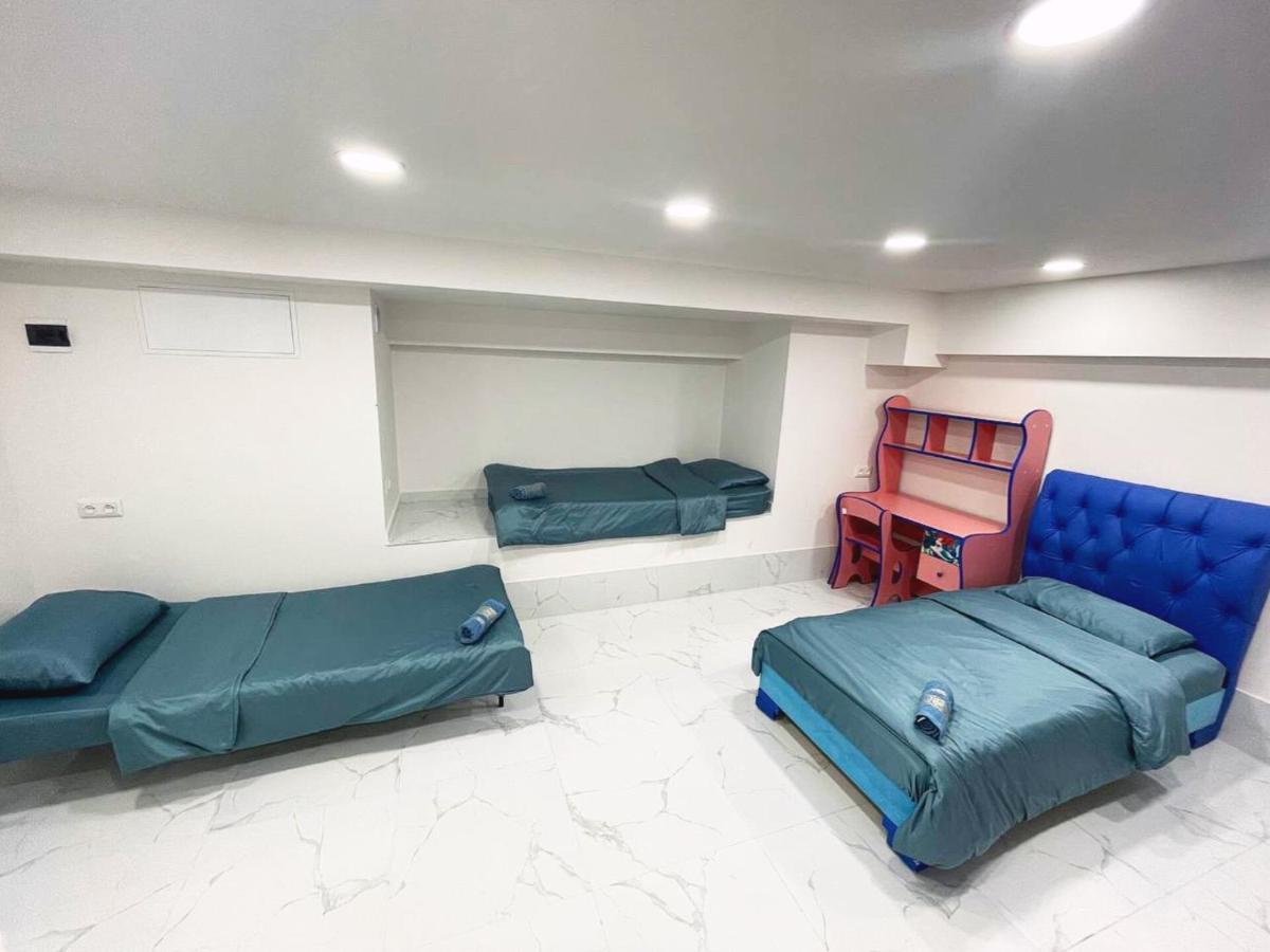 Areva Hostel On Pushkin St. エレバン エクステリア 写真